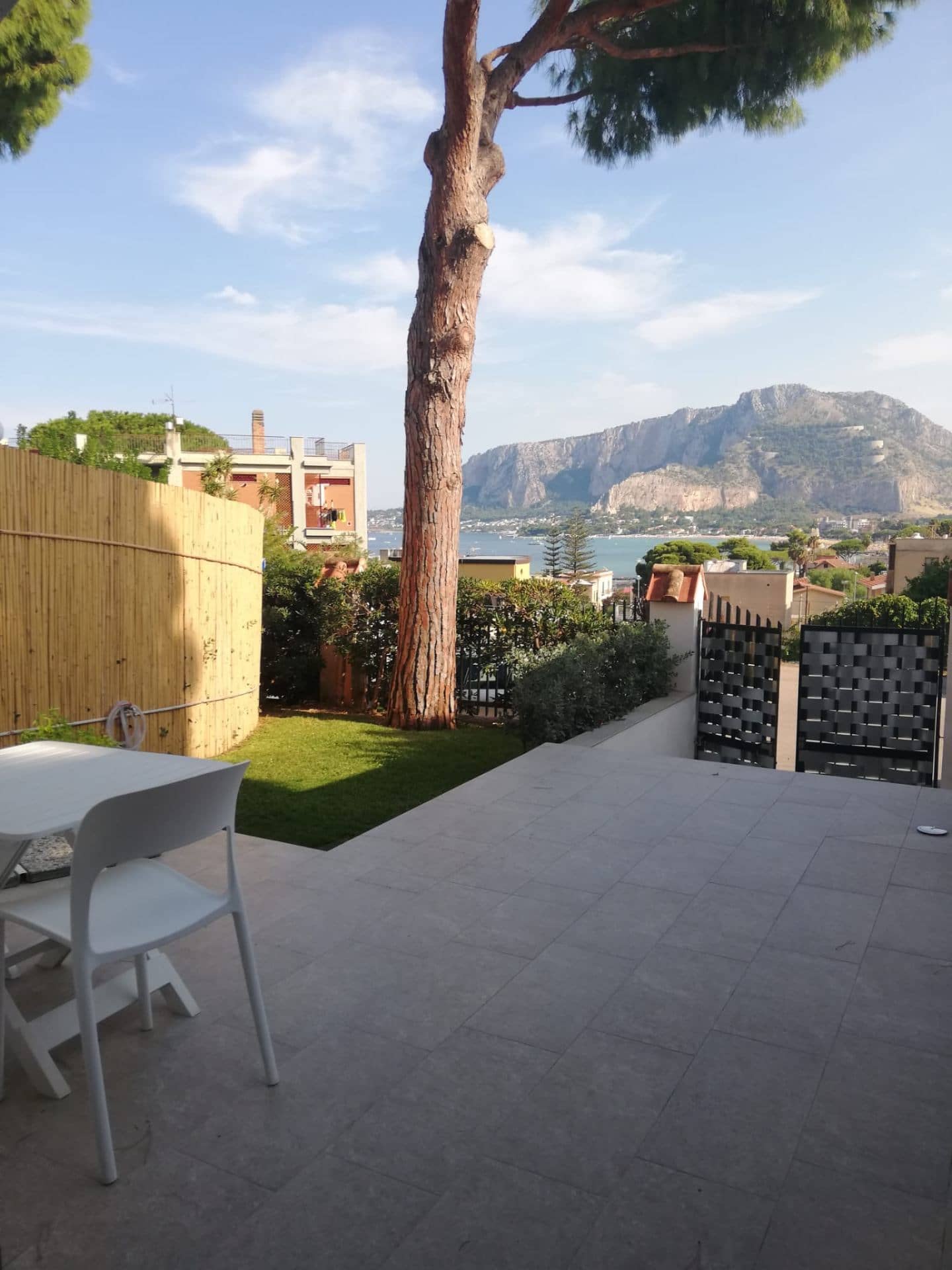 Vista panoramica dalla Villa Archibianchi su Mondello